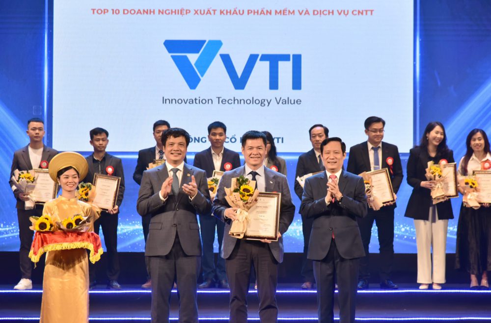 VTI Group received the award Top 10 Software and IT Services Outsourcing Companies AT TOP 10 ICT COMPANIES IN VIETNAM 2023 BY VINASA