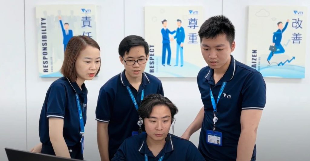 vti-japan-offshore-development-team-working-scene