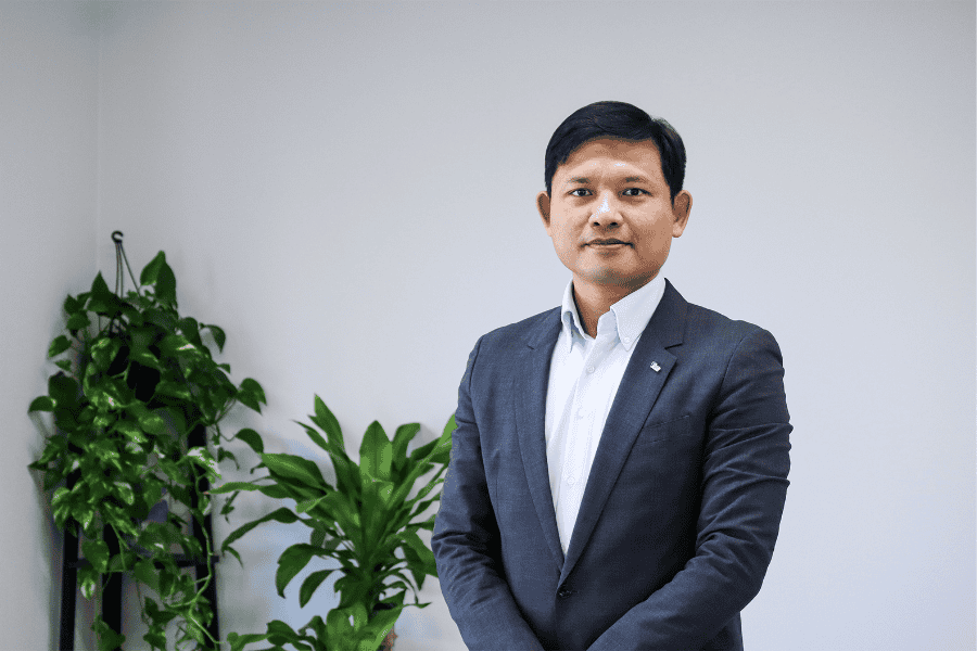 Why Japanese Global Expansion Is Moving Away from the Single-Tier ERP Model